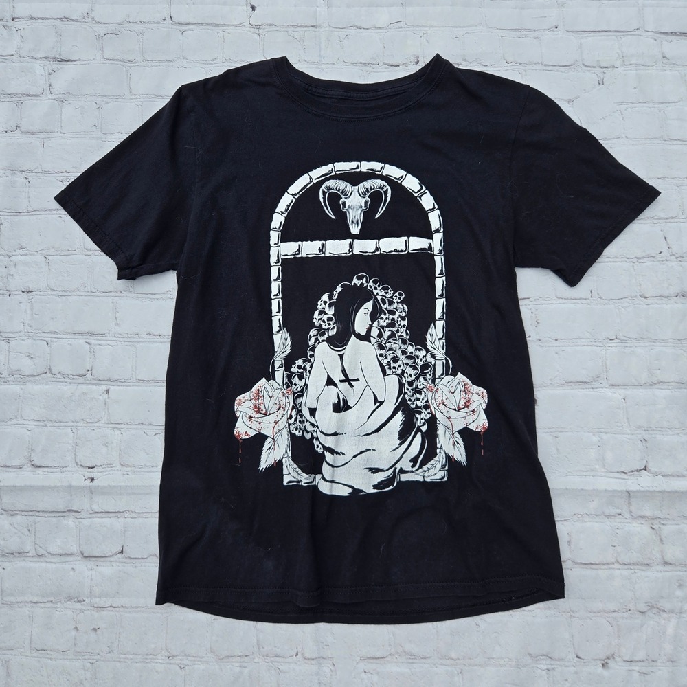 Forbidden Alchemy Black Graphic Tee Occult Gothic Skulls Roses cotton womens M